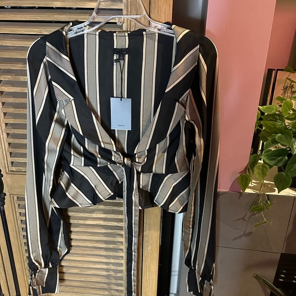 NBD Jefe crop top. NWT revolve - Picture 4 of 5